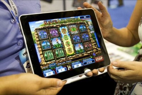 Gokken op een tablet